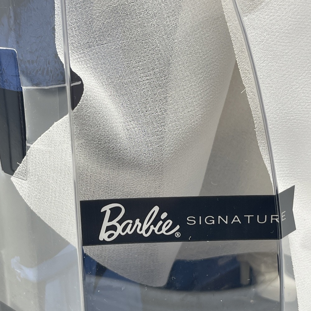2025‎ Barbie Stevie Nicks Doll Bella Donna 1981 Lp White Dress Mattel Signature - Picture 4 of 16